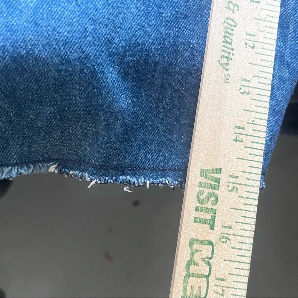 The Gap Work Force Women's Cutoff  Capri‎ Jeans Vintage, Size 7/8, Blue